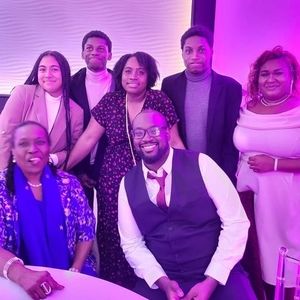 Meet your Posher, Hillary